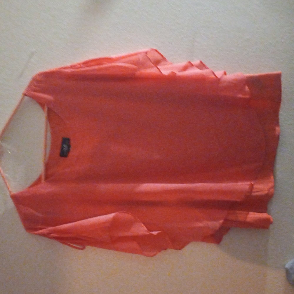 Flowy tank